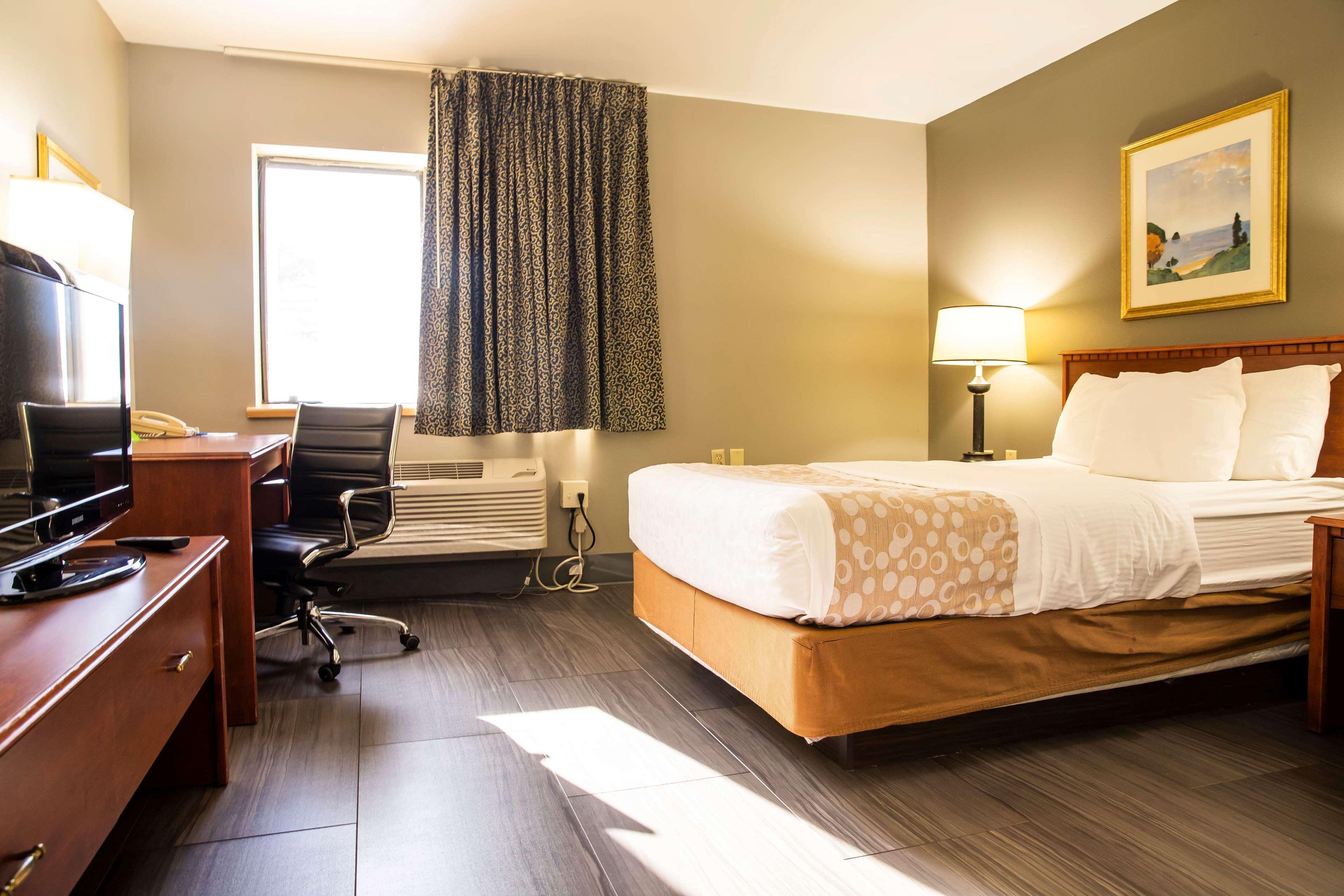 La Quinta Inn By Wyndham Milwaukee Airport / Oak Creek Exteriör bild