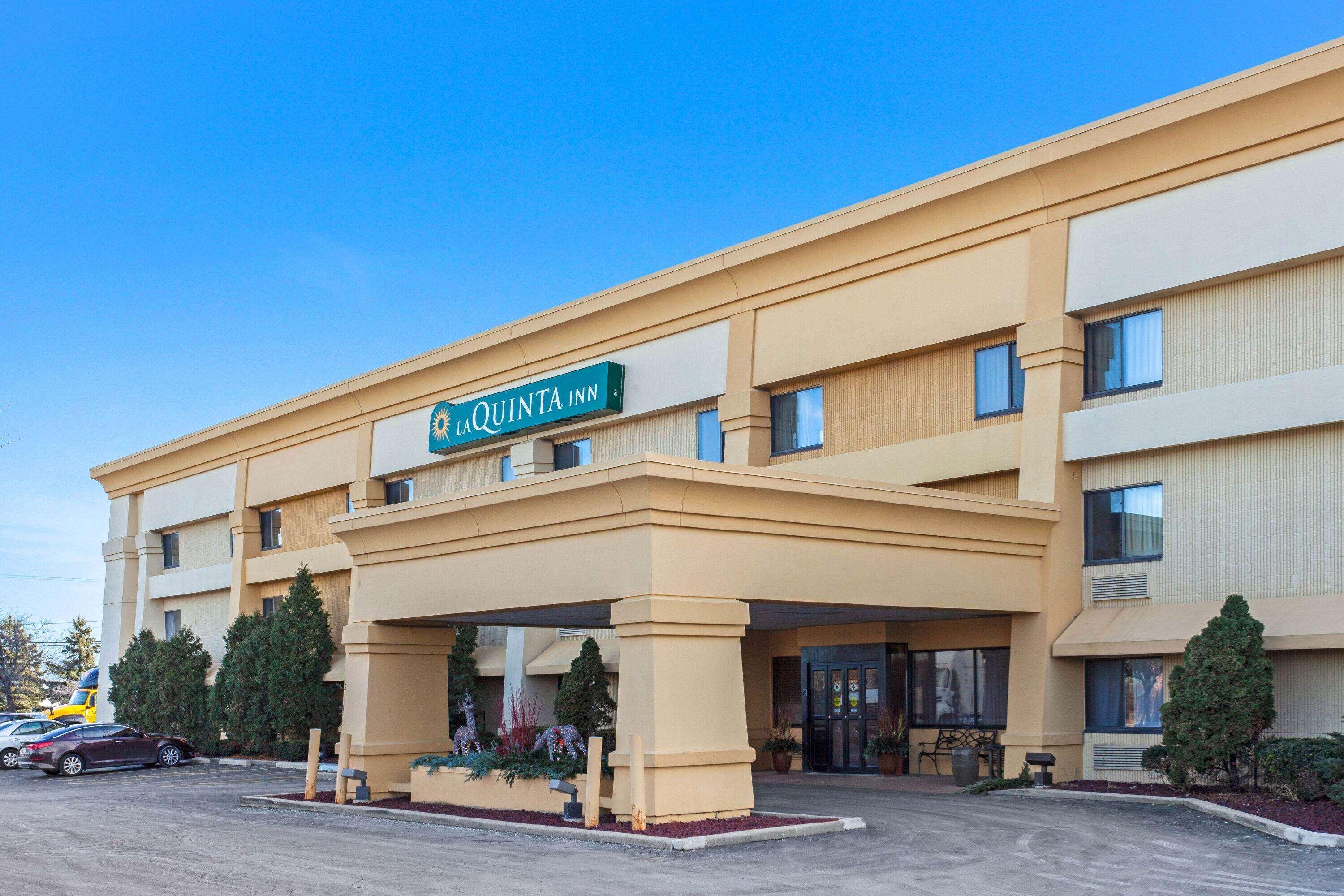 La Quinta Inn By Wyndham Milwaukee Airport / Oak Creek Exteriör bild
