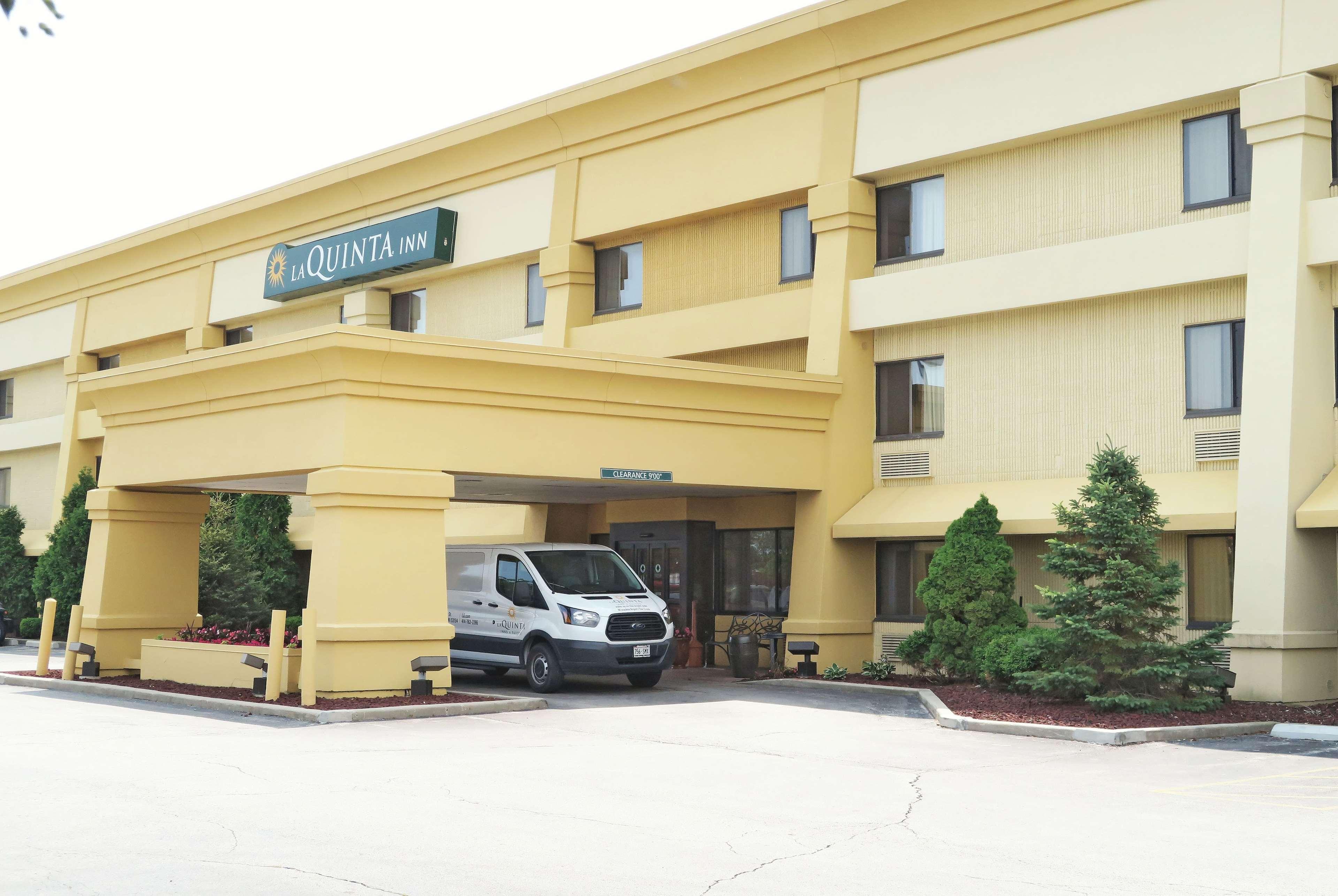 La Quinta Inn By Wyndham Milwaukee Airport / Oak Creek Exteriör bild